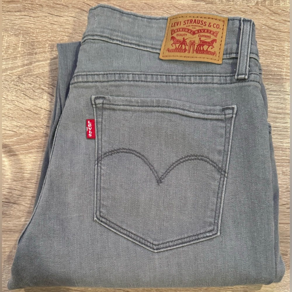 NWOT Levi’s Jeans